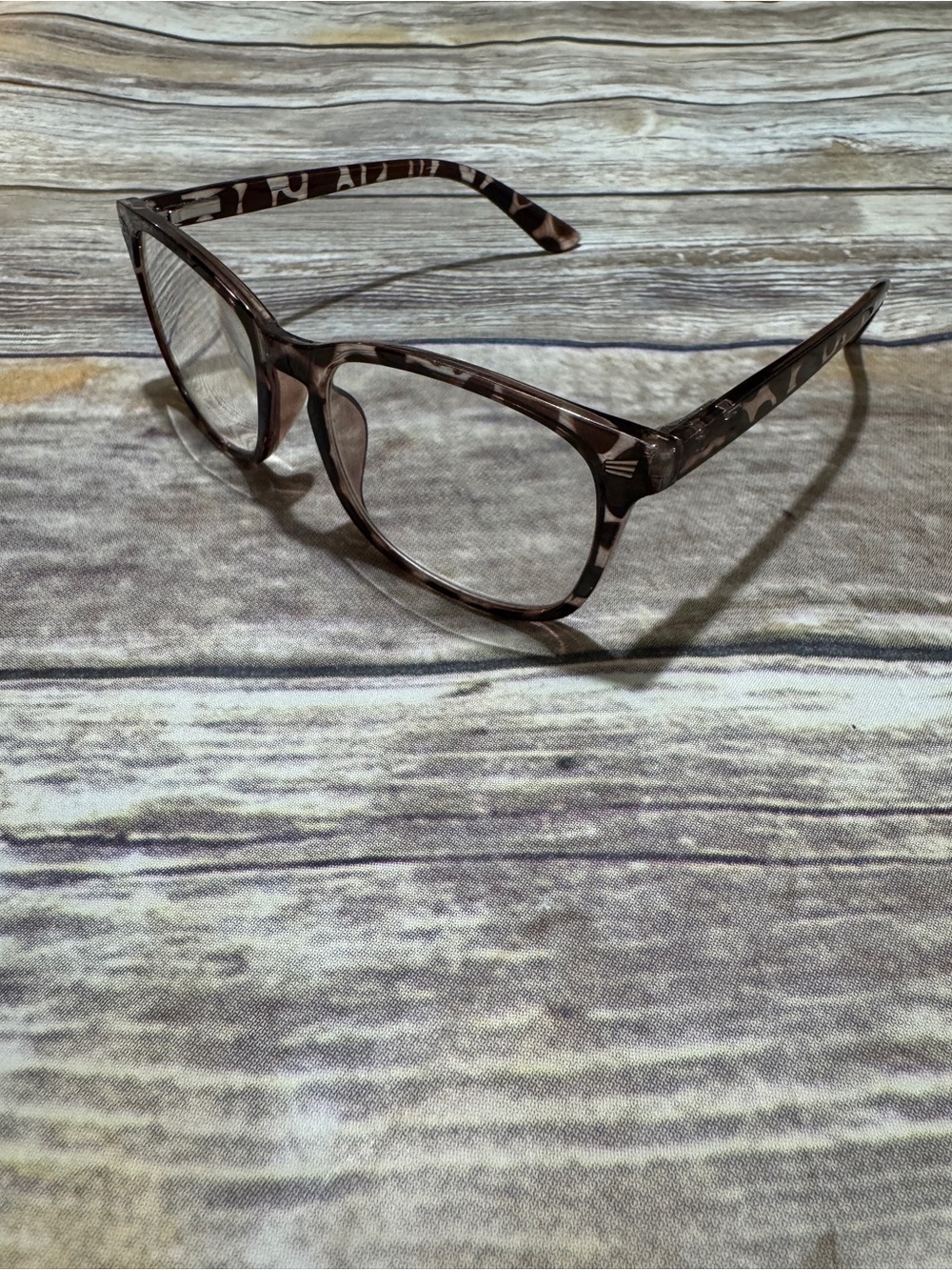 Tortoiseshell Pattern Eyeglass Frames